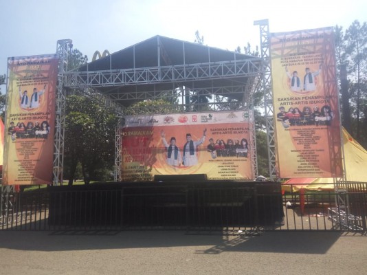 Persiapan Keg Semarak Budaya Bekasi Yg Akan Dibuka Sabtu 30 Maret 2019 Di Kota Harapan Indah ... 