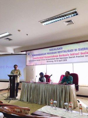Sosialisasi Pengembangan Program Revitalisasi ... 
