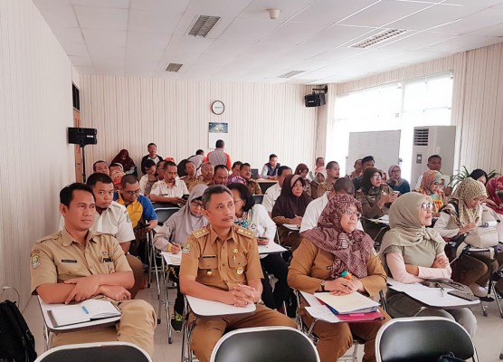 Rapat Evaluasi Kelembagan ... 